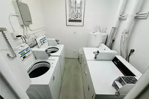 215 SE 3rd Ave, Hallandale Beach, FL 33009 - Photo 16