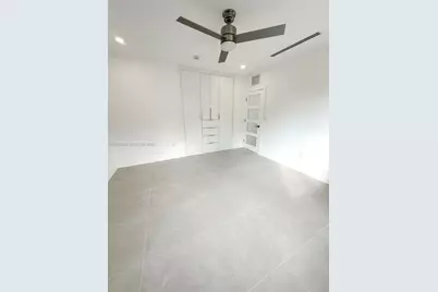 588 Palmetto Dr, Miami Springs, FL 33166 - Photo 38