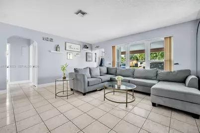 2211 N 50th Ave, Hollywood, FL 33021 - Photo 6
