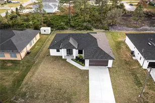 456 Mercedes Ct, Lehigh Acres, FL 33972 - Photo 34
