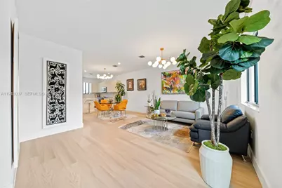 4648 NW 83rd Ave, Doral, FL 33166 - Photo 6