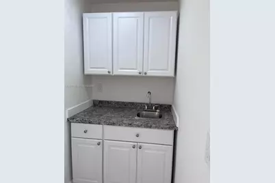 50 NW 68th Ct #3, Miami, FL 33126 - Photo 4