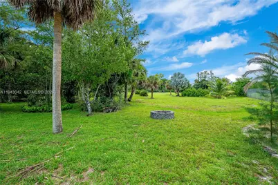 576 Marshall Rd, West Palm Beach, FL 33413 - Photo 38
