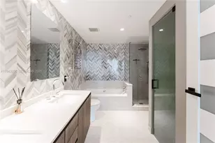 488 NE 18th St, Miami, FL 33132 - Photo 24