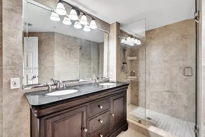 17100 N Bay Rd #1418, Sunny Isles Beach, FL 33160 - Photo 34