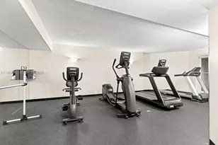 6767 Collins Ave, Miami Beach, FL 33141 - Photo 18