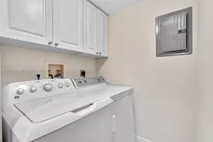 17100 N Bay Rd, Sunny Isles Beach, FL 33160 - Photo 46