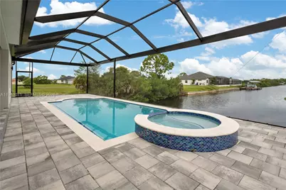 4009 W Jacaranda Pkwy, Cape Coral, FL 33993 - Photo 44