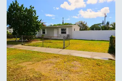 10450 SW 182nd St, Miami, FL 33157 - Photo 2