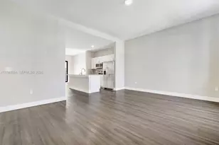 444 E 16th St, Hialeah, FL 33010 - Photo 10