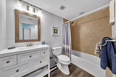 90 SW 3rd St #2604, Miami, FL 33130 - Photo 30