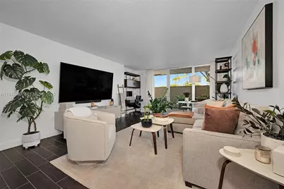 10875 SW 112th Ave #118, Miami, FL 33176 - Photo 1