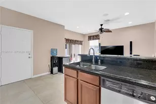 14102 SW 276th St, Homestead, FL 33032 - Photo 16