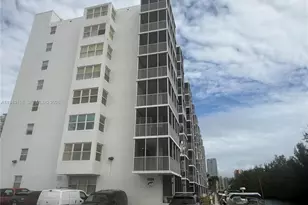 3660 NE 166th St, North Miami Beach, FL 33160 - Photo 34