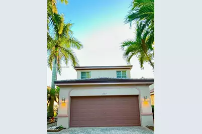 1587 Winterberry Ln, Weston, FL 33327 - Photo 2