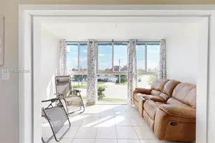 7877 Golf Cir Dr, Margate, FL 33063 - Photo 1