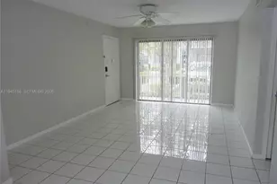 180 Cypress Club Dr, Pompano Beach, FL 33060 - Photo 6