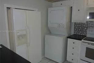 180 Cypress Club Dr, Pompano Beach, FL 33060 - Photo 12