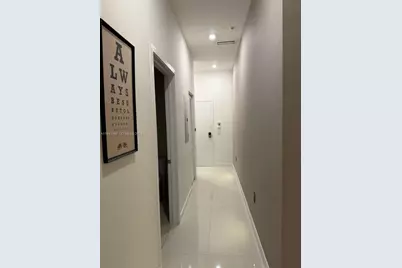 7875 NW 107th Ave #812, Doral, FL 33178 - Photo 16