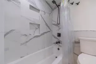 20291 NE 30th Ave, Aventura, FL 33180 - Photo 14