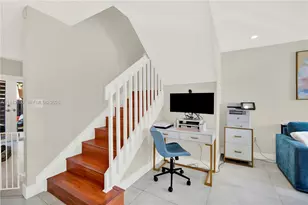 16275 SW 97th St, Miami, FL 33196 - Photo 8