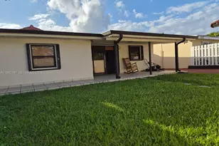 1453 SW 137th Pl, Miami, FL 33184 - Photo 2