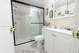 7801 W 29th Way, Hialeah, FL 33018 - Photo 30