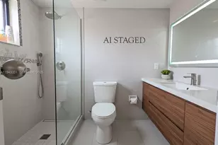 7801 W 29th Way, Hialeah, FL 33018 - Photo 32