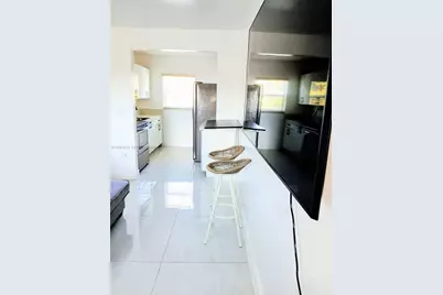 1767 NW 3rd Ave #15, Miami, FL 33136 - Photo 4