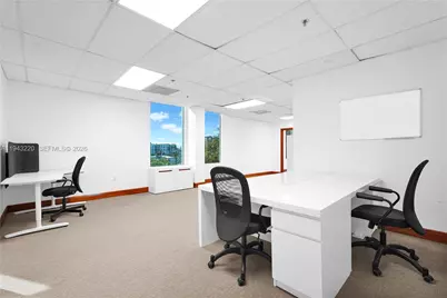 12550 Biscayne Blvd #304B, North Miami, FL 33181 - Photo 14