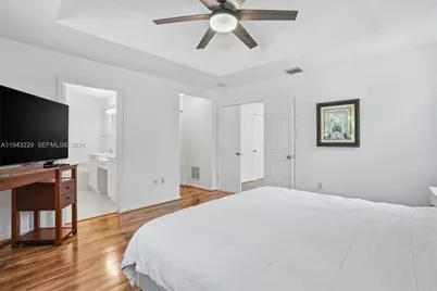 16367 SW 48th St, Miramar, FL 33027 - Photo 14