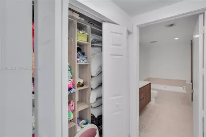 488 NE 18th St #1708, Miami, FL 33132 - Photo 20
