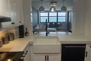 2555 Collins Ave, Miami Beach, FL 33140 - Photo 8