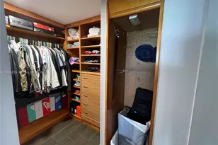 2555 Collins Ave, Miami Beach, FL 33140 - Photo 30