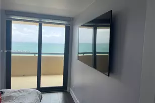 2555 Collins Ave, Miami Beach, FL 33140 - Photo 20