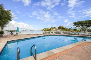 2841 NE 163rd St, North Miami Beach, FL 33160 - Photo 2