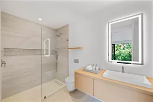 340 San Marco Dr, Fort Lauderdale, FL 33301 - Photo 38