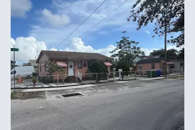 277 NW 47th Ct, Miami, FL 33126 - Photo 4