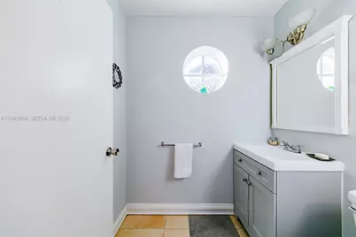 165 NW 85th Ct #165, Miami, FL 33126 - Photo 8