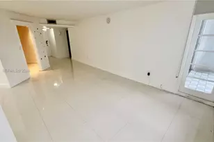 2750 NE 183rd St, Aventura, FL 33160 - Photo 16