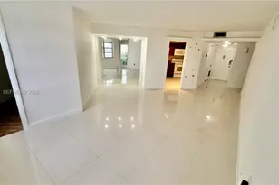 2750 NE 183rd St, Aventura, FL 33160 - Photo 20