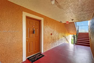 3613 NW Mediterranean Ln #206, Jensen Beach, FL 34957 - Photo 2