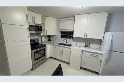 1610 N Hayes Str #B, Hollywood, FL 33020 - Photo 1
