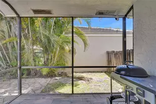 2702 Arborwood Rd, Davie, FL 33328 - Photo 28