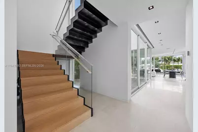 1011 W 48th St, Miami Beach, FL 33140 - Photo 16