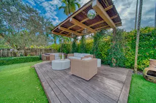7621 SW 65th Pl, South Miami, FL 33143 - Photo 38