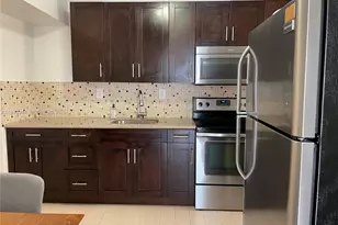 219 SW 9th Ave, Miami, FL 33130 - Photo 8