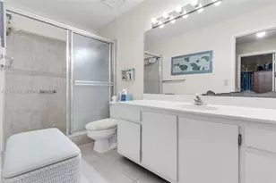 9943 Costa Del Sol Blvd, Doral, FL 33178 - Photo 18