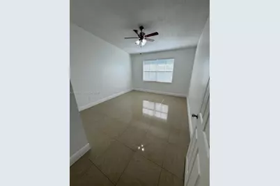 9640 NW 2 St #5-303, Pembroke Pines, FL 33024 - Photo 10