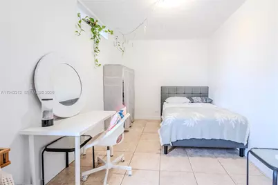 7441 Wayne Ave #2H, Miami Beach, FL 33141 - Photo 12